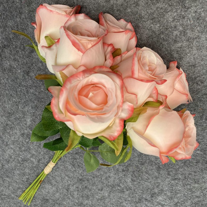 Fake flowers are Climbing Roses, made of fabric cloth, and are available in 12 colors. Rose artificial flowers are used for flower wall decor and wedding bouquets. Leafhometrade specializes in providing wholesale custom synthetic flowers.