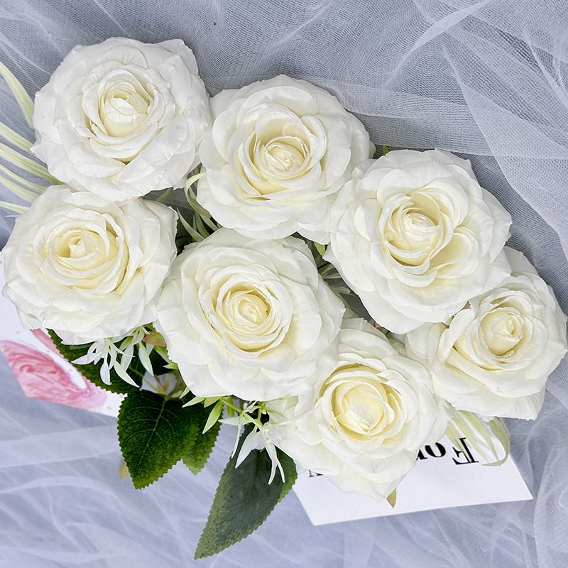 The artificial flowers are English roses made from brushed fabric and are available in 11 colors. Artificial rose flowers are used for home decoration and wedding flower arrangements. Leafhometrade specializes in providing wholesale custom artificial plants.