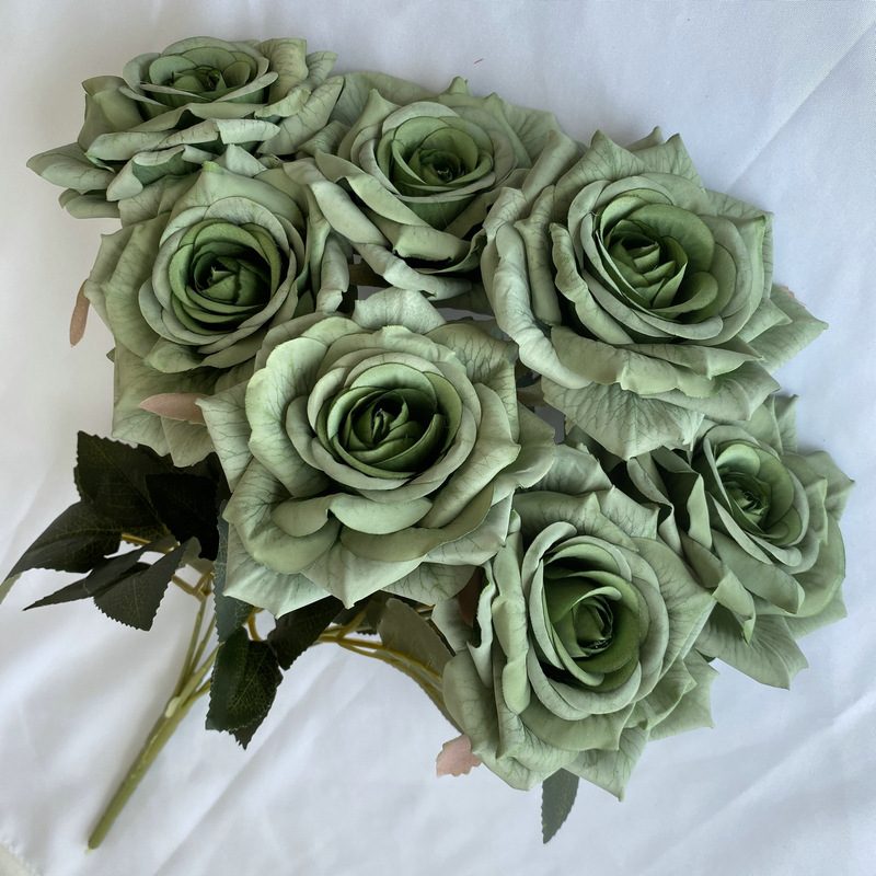 The decoration flowers artificial flowers are English roses, made of silk cloth, and available in 12 colors. Artificial rose flowers are used for wedding decoration and party decoration. Leafhometrade specializes in providing wholesale custom artificial flowers.