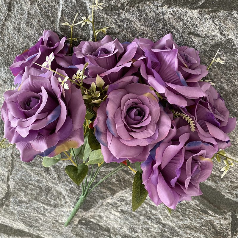 Artificial floral arrangements are Floribunda Roses, made of 240 woolen cloth, and available in 25 colors. Artificial rose flowers are used for wedding decoration and party decoration. Leafhometrade specializes in providing wholesale custom artificial flowers.