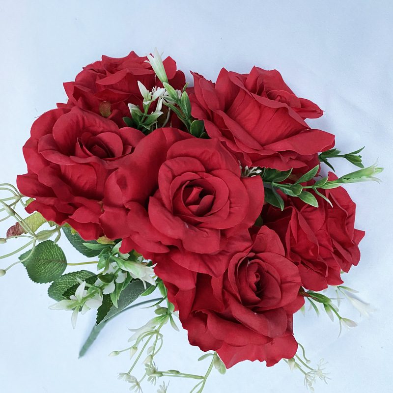 The artificial flowers are Floribunda Roses made from brushed fabric and are available in 16 colors. Artificial rose flowers are used for home decoration and wedding flower arrangements. Leafhometrade specializes in providing wholesale custom artificial plants.