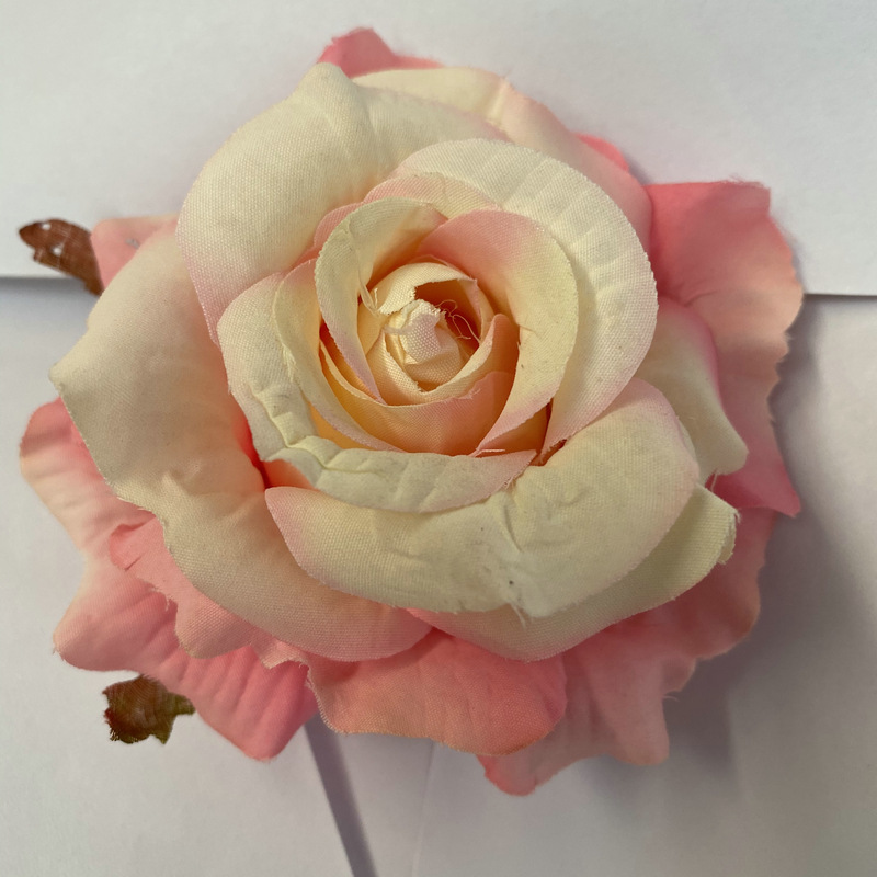 Artificial floral decoration are Floribunda Roses made of fabric cloth, available in 19 colors. Artificial rose flowers are used for home decoration and party deco. Leafhometrade specializes in providing wholesale custom artificial plants.