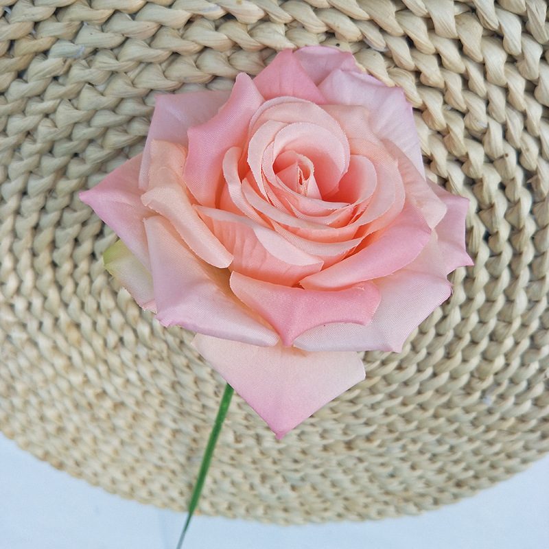 Forever rose is a garden rose made of brushed fabric and available in 7 colors. Artificial rose flowers are used for home decoration and photography arrangement props. Leafhometrade specializes in providing wholesale custom artificial plants.