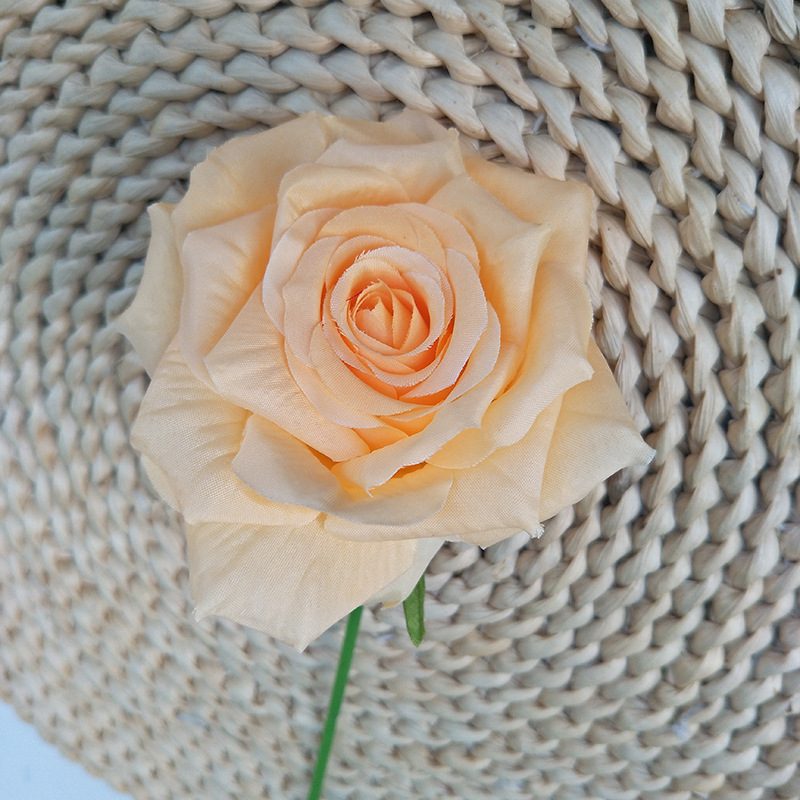 Forever rose is a garden rose made of brushed fabric and available in 7 colors. Artificial rose flowers are used for home decoration and photography arrangement props. Leafhometrade specializes in providing wholesale custom artificial plants.