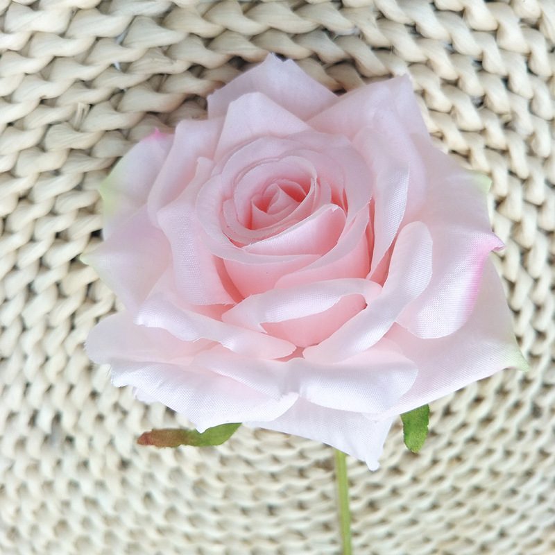 Forever rose is a garden rose made of brushed fabric and available in 7 colors. Artificial rose flowers are used for home decoration and photography arrangement props. Leafhometrade specializes in providing wholesale custom artificial plants.