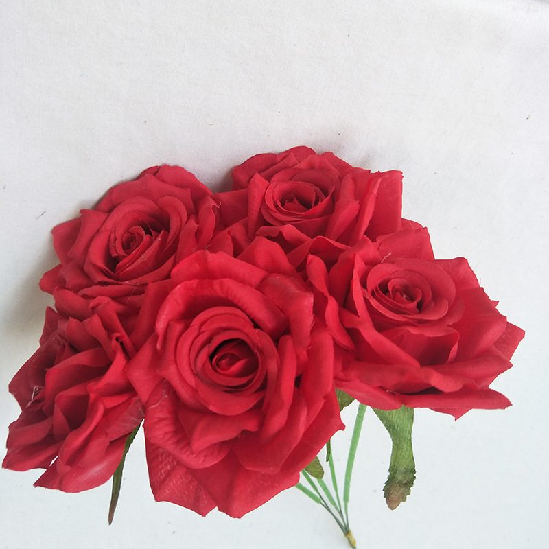 Eternal Rose is a garden rose made of silk cloth and available in 7 colors. Artificial roses are used for wedding decorations and photography props. Leafhometrade specializes in wholesale bespoke artificial plants.