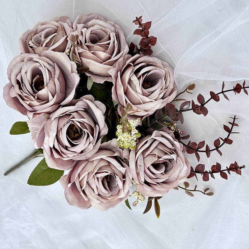 18 heads rose is a hybrid tea rose, made of coated cloth and has 9 colors to choose from. Artificial rose are used in home decoration. Leafhometrade specializes in providing wholesale customized artificial plants.