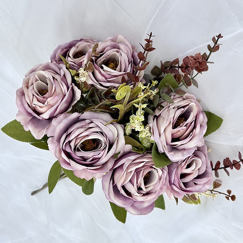 18 heads rose is a hybrid tea rose, made of coated cloth and has 9 colors to choose from. Artificial rose are used in home decoration. Leafhometrade specializes in providing wholesale customized artificial plants.