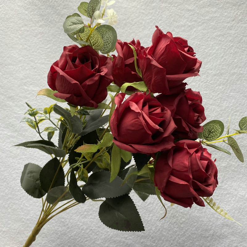 Fake outdoor flowers is a Shrub Rose made of Starched cloth, available in 7 colors. Artificial rose flowers are used for home decoration and marriage decoration. Leafhometrade specializes in providing wholesale custom artificial plants.