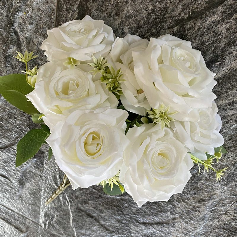 Faux Rose flowers head are Shrub Roses, made of fabric cloth, available in 11 colors. Artificial rose flowers are used for home decoration and wedding centrepieces. Leafhometrade specializes in providing wholesale custom artificial plants.