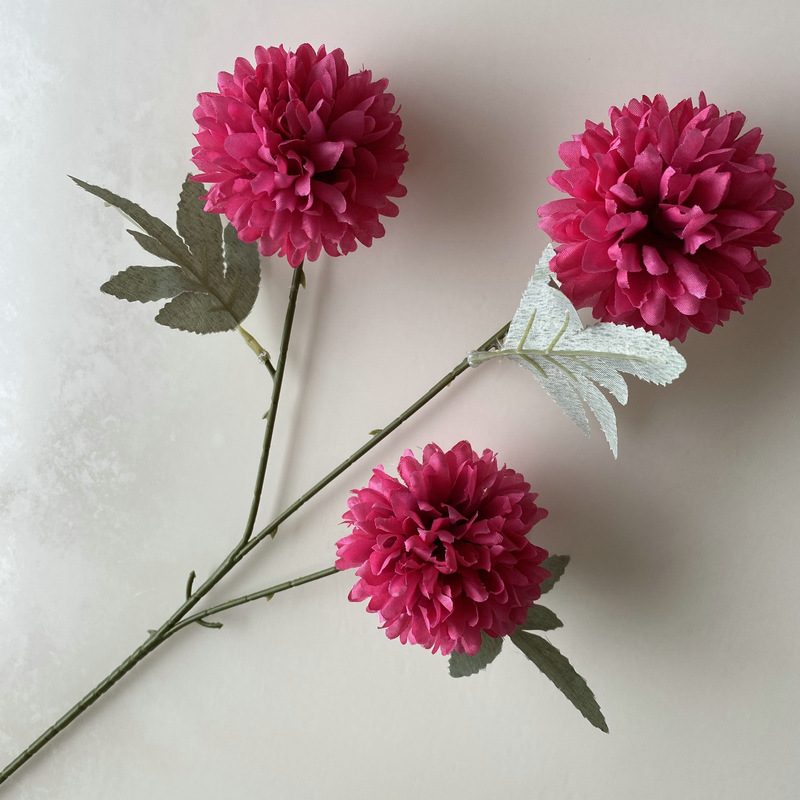 Artificial chrysanthemum are made of silk cloth and is available in 25 colors. Fake chrysanthemum flowers are used for decor Outdoor, front porch, back deck, garden, balcony, terrace, patio, reservation area, hotel and restaurant. Faux chrysanthemum arrangements can be paired with Begonias, ornamental cabbages, dahlias, roses, tulips, lilies, berries., etc. Leafhometrade specializes in providing wholesale custom artificial chrysanthemum stems.