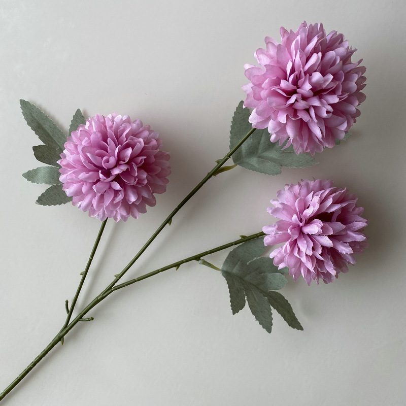 Artificial chrysanthemum are made of silk cloth and is available in 25 colors. Fake chrysanthemum flowers are used for decor Outdoor, front porch, back deck, garden, balcony, terrace, patio, reservation area, hotel and restaurant. Faux chrysanthemum arrangements can be paired with Begonias, ornamental cabbages, dahlias, roses, tulips, lilies, berries., etc. Leafhometrade specializes in providing wholesale custom artificial chrysanthemum stems.