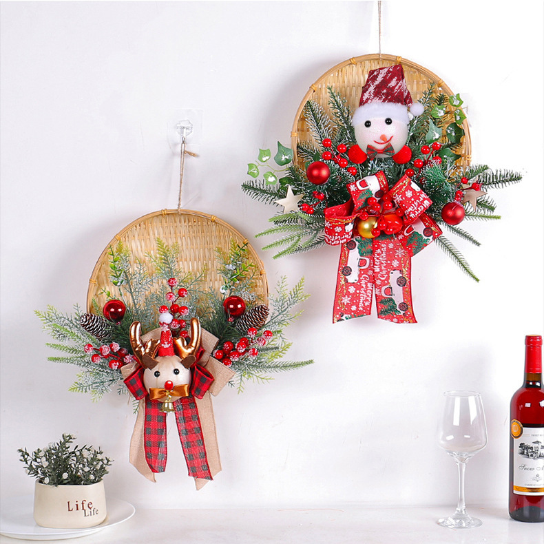 The bamboo baskets wreath is made of Santa Claus, snowman, reindeer, cypress leaves, pine cones, red berries, bow ribbons, Christmas balls, and bamboo baskets. Christmas is December 33th. This day is very important to Christians, celebrating the birth of Jesus Christ, the Son of God. Christmas is also a holiday for many non-Christian cultures around the world. Many people are busy preparing for Christmas celebrations, decorating their homes inside and outside. Essential Christmas Items：Wreaths, Stockings, Christmas tree, Christmas Lights, Candles, Ornaments, Garland, Mistletoe, Nativity Scene, Poinsettia, Tinsel, Angels, Bells, Christmas Village, Lawn Decoration, Reindeer, Tree, Tree Topper, Candy Canes, Christmas cards display, Cosy blankets and throws, Gift wrapping, Glowing lanterns, Christmas Villages, Pillows, Doormats, Christmas Tableware, Santa Claus, carriage toys, Tabletop Trees, Sleighs, Inflatable Snowman, stars, snow globes and angels etc. Leafhometrade specializes in providing wholesale custom Christmas decorations.