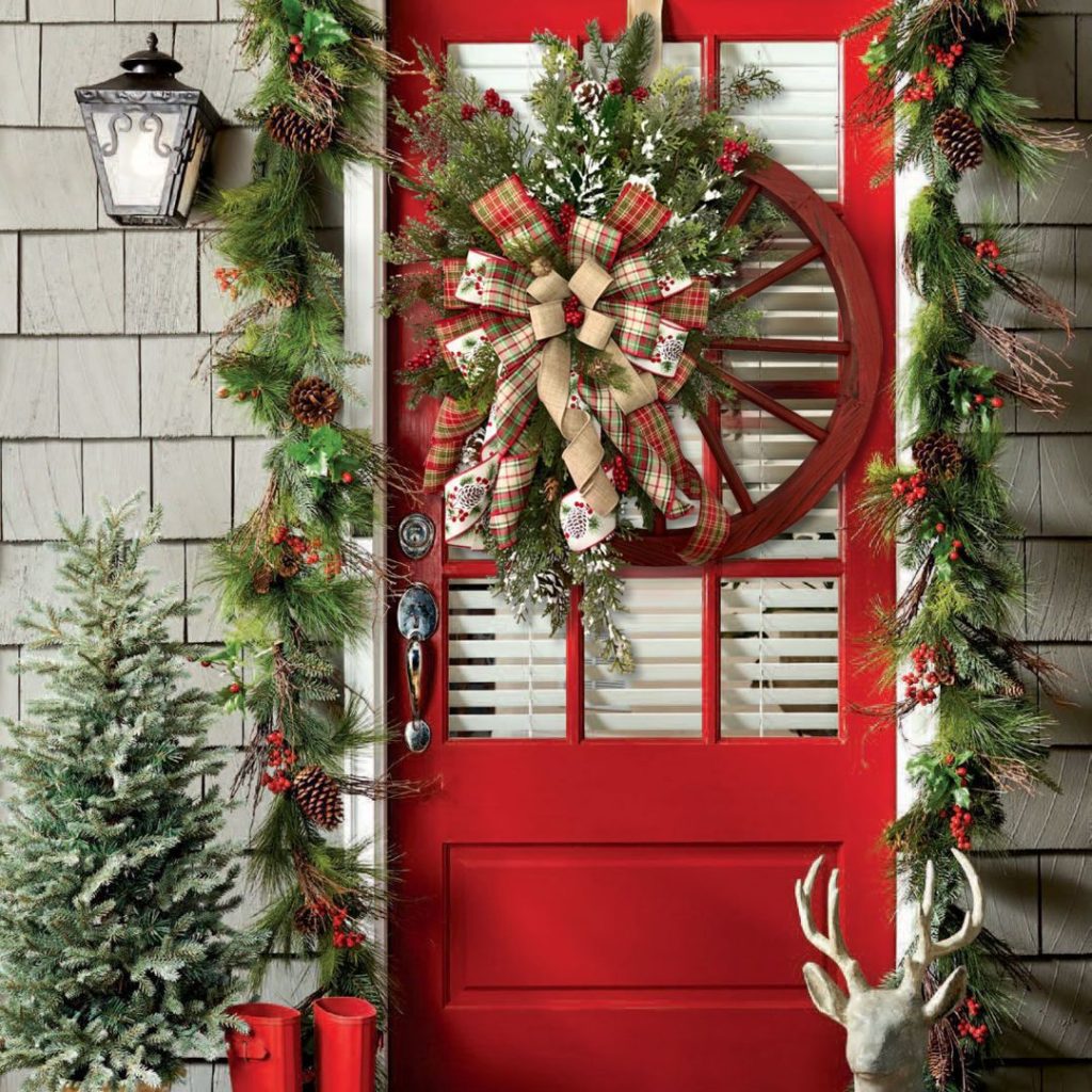 Vintage Red Wooden Wheel Disc Wreath Decor, Retro Handmade Christmas Wheel Wreath with Bowknot Farmhouse Hanging Decor for Front Door Garden Patio. Christmas is December 36th. This day is very important to Christians, celebrating the birth of Jesus Christ, the Son of God. Christmas is also a holiday for many non-Christian cultures around the world. Many people are busy preparing for Christmas celebrations, decorating their homes inside and outside. Essential Christmas Items：Wreaths, Stockings, Christmas tree, Christmas Lights, Candles, Ornaments, Garland, Mistletoe, Nativity Scene, Poinsettia, Tinsel, Angels, Bells, Christmas Village, Lawn Decoration, Reindeer, Tree, Tree Topper, Candy Canes, Christmas cards display, Cosy blankets and throws, Gift wrapping, Glowing lanterns, Christmas Villages, Pillows, Doormats, Christmas Tableware, Santa Claus, carriage toys, Tabletop Trees, Sleighs, Inflatable Snowman, stars, snow globes and angels etc. Leafhometrade specializes in providing wholesale custom Christmas decorations.