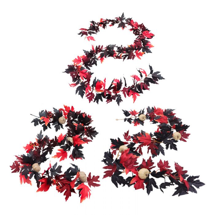 The artificial pumpkin garland is composed of black and red maple leaves, felt pumpkins, and black and red berries. Each maple leaf has full meridians, is smooth and wear-resistant, and feels delicate to the touch.